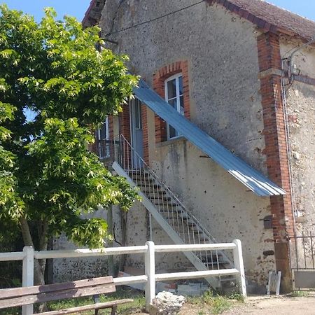 Chambre à La Ferme Saint-Martin-des-Champs (Yonne) Exterior foto